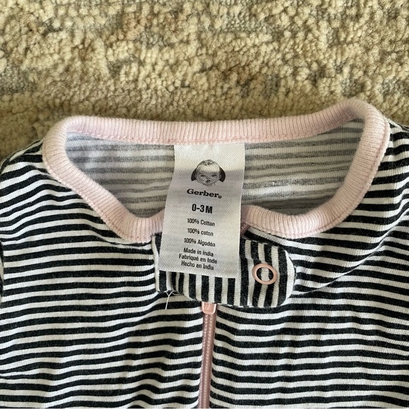 Gerber 0-3 months Baby Girl Bundle of Sleepsuit Onesies Bodysuit Top Cotton - Picture 7 of 8
